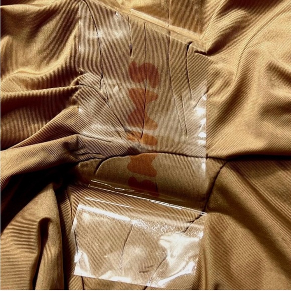 SKIMS Swim Mock Neck Cycle One Piece Women’s Small in Ochre - Picture 8 of 12